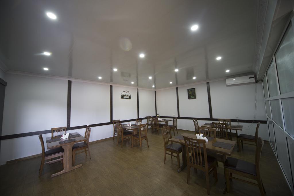 צקאלטובו Hotel Nikala מראה חיצוני תמונה